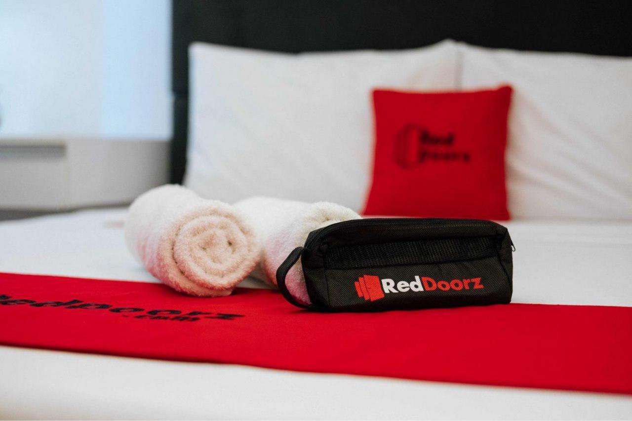 RedDoorz Syariah near RS Harapan Bunda Banda Aceh Hotel Geutieue Luaran gambar